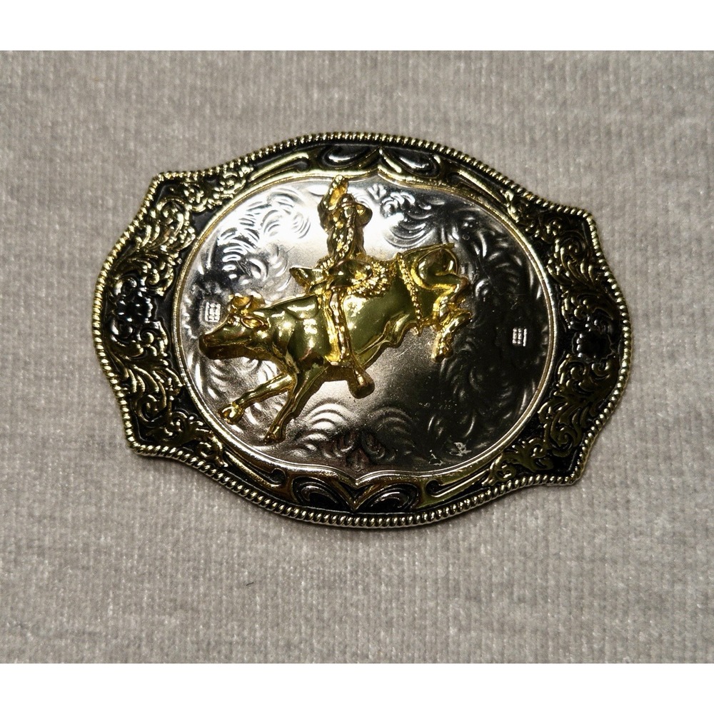 Silver And Gold Tone Western Belt Buckle Bull Riding Rodeo‎ Cowboy
